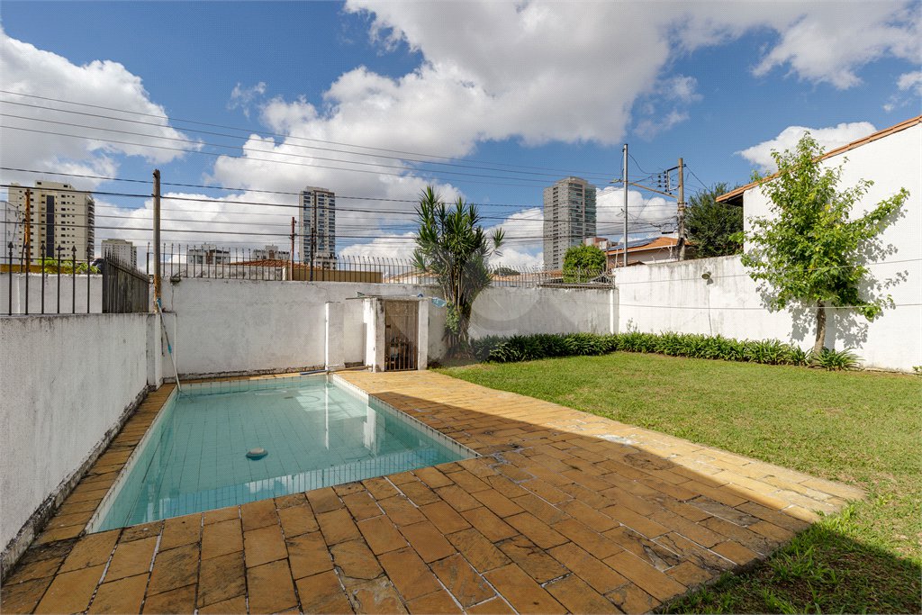 Casa Térrea à venda com 3 quartos, sendo 1 suíte,  em Brooklin Velho, São Paulo, SP