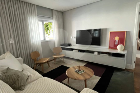 Apartamento à venda com 3 quartos, sendo 2 suítes, em Mooca, São Paulo, SP