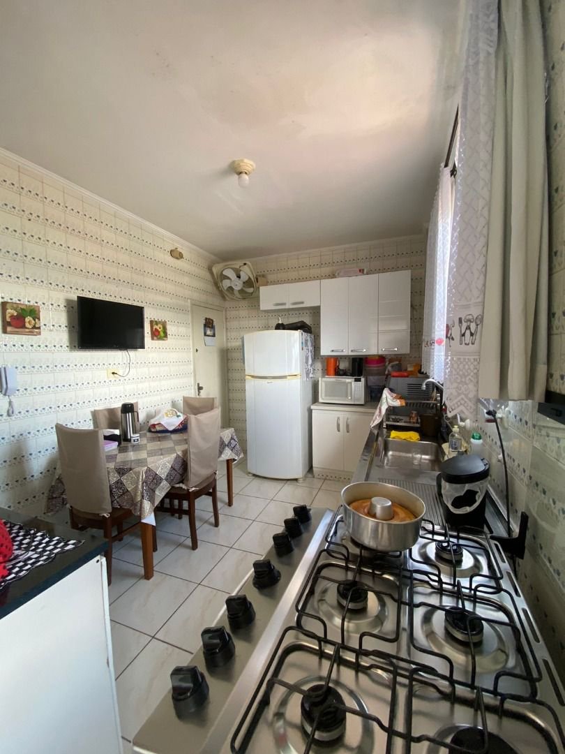 Apartamento com 3 dormitórios à venda, 94 m² por R$ 365.000,00 - Jardim Guassu - São Vicente/SP