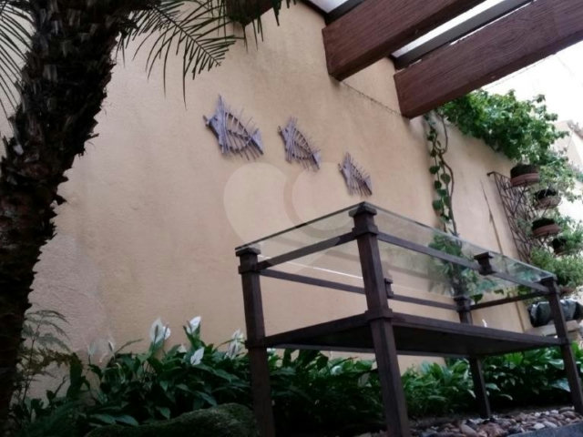 Casa à venda com 5 suítes em Jardim Marajoara, São Paulo, SP