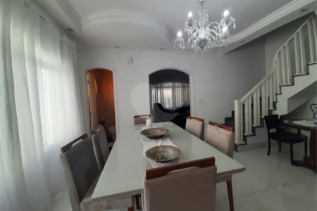 Sobrado à venda com 3 quartos, sendo 1 suíte, em Vila Medeiros, São Paulo, SP
