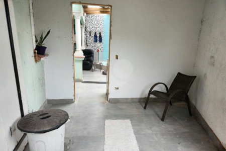 Sobrado à venda ou para alugar com 3 quartos, sendo 13 suítes, em Jardim São Paulo(zona Norte), São Paulo, SP