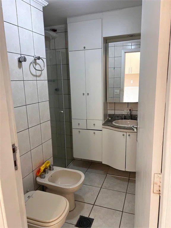 Apartamento à venda com 3 quartos, sendo 1 suíte,  em Água Branca, São Paulo, SP