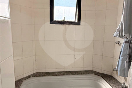 Apartamento à venda com 3 quartos, sendo 1 suíte, em Vila Andrade, São Paulo, SP