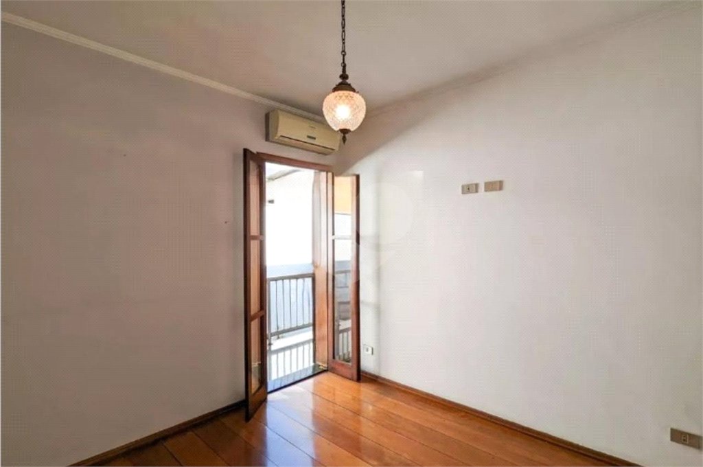 Casa à venda com 3 quartos, sendo 1 suíte,  em Jardim do Mar, São Bernardo do Campo, SP
