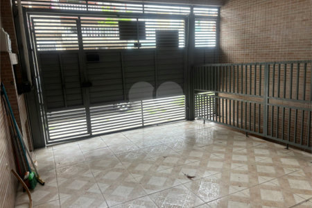 Casa à venda com 3 quartos, sendo 1 suíte,  em Jardim Catarina, São Paulo, SP