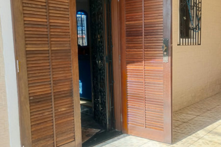 Sobrado à venda, 224 m² por R$ 1.200.000,00 - Vila Valença - São Vicente/SP