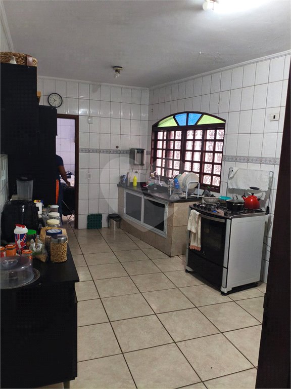 Sobrado à venda com 3 quartos, sendo 1 suíte,  em Conjunto Residencial Vista Verde, São Paulo, SP