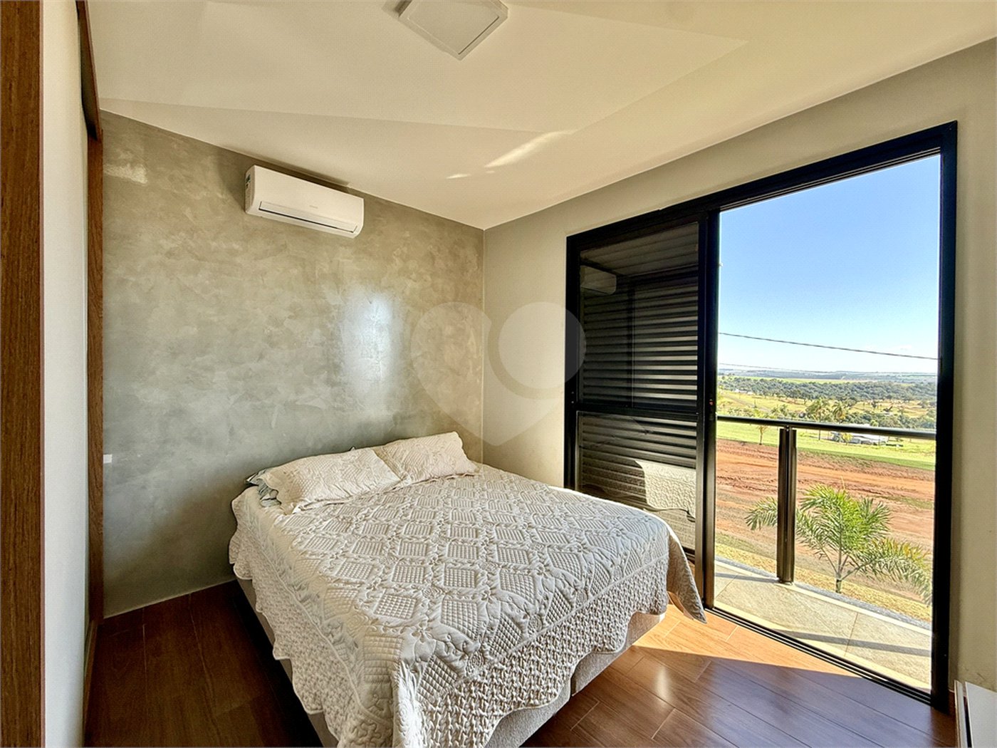 Casa à venda com 3 quartos, sendo 1 suíte,  em Terras de Santa Cristina XIII Setor Marina, Paranapanema, SP