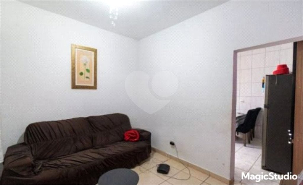 Casa com 200m² , 4 dormitórios , sendo 3 suítes , 2 vagas , à venda no Jabaquara.