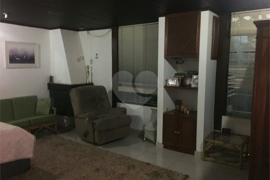 São Dimas - Excelente casa no bairro São Dimas.