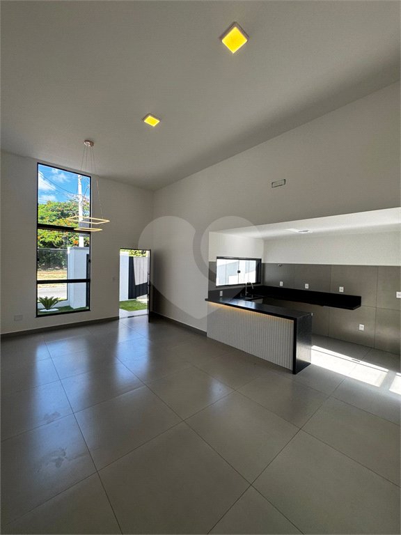 Casa à venda com 3 quartos, sendo 1 suíte, no condomínio Parque Guará, Rio de Janeiro - RJ