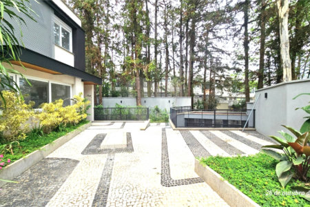 Casa à venda com 4 suítes no condomínio Vila Arese, São Paulo - SP