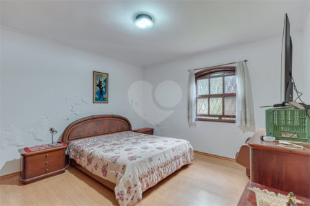 Casa Térrea à venda com 4 quartos, sendo 1 suíte, em Jardim Prudência, São Paulo, SP