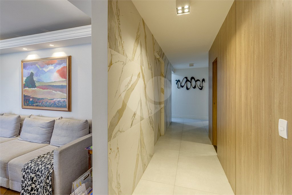 Apartamento à venda com 4 quartos, sendo 2 suítes, em Campo Belo, São Paulo, SP