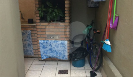 Casa à venda com 4 quartos em Jardim Aida, Guarulhos, SP