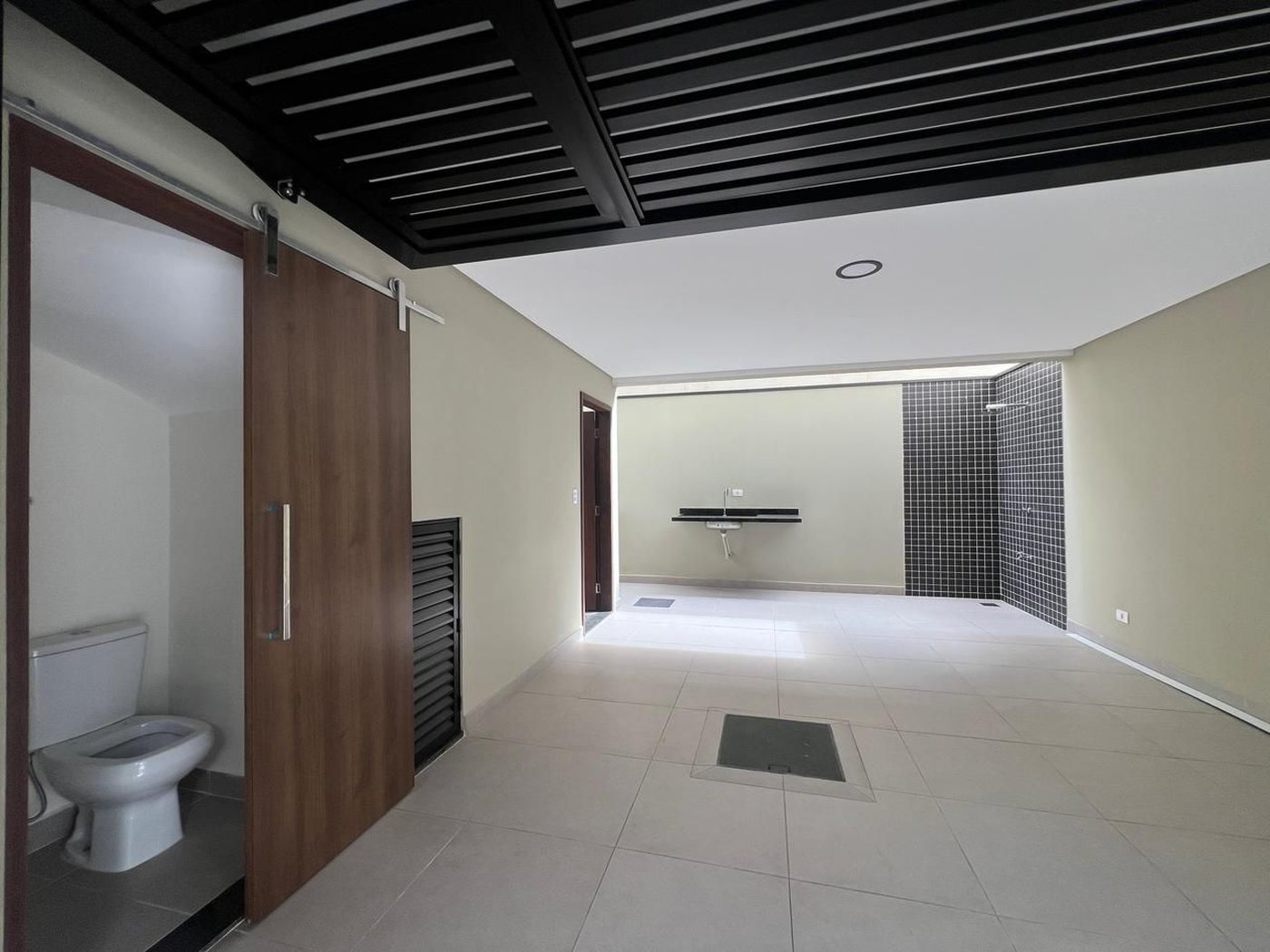 Casa com 2 dormitórios à venda, 88 m² por R$ 875.000,00 - Ponta da Praia - Santos/SP