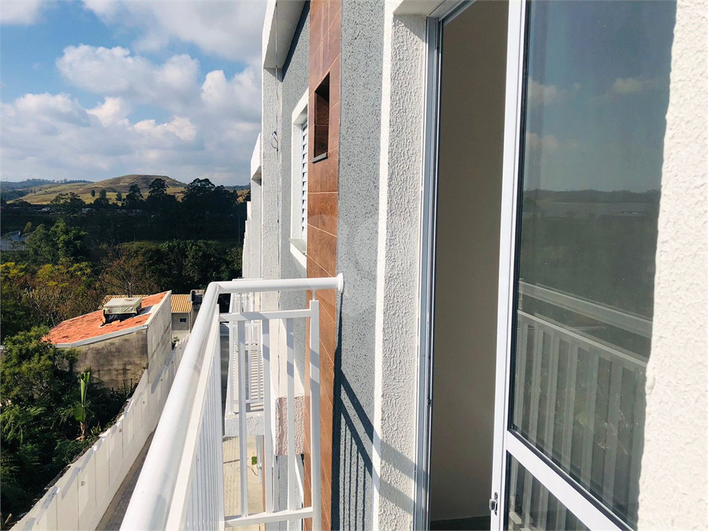 Casa à venda com 2 quartos no condomínio Residencial Turim, Mogi das Cruzes - SP