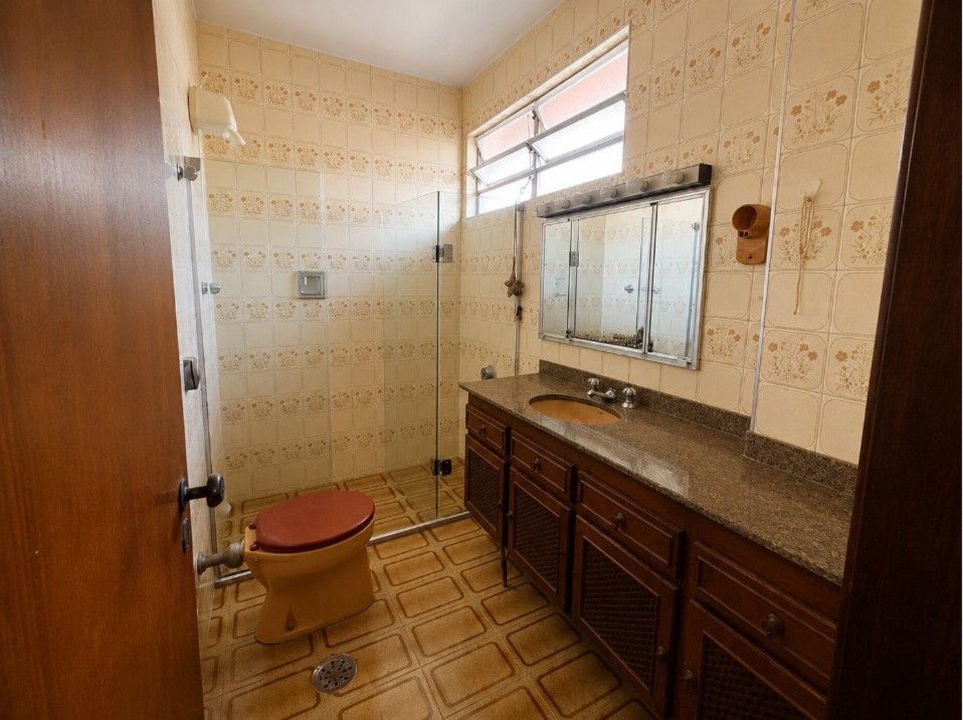 Casa com 5 dormitórios para alugar, 250 m² por R$ 10.630,00 - Ponta da Praia - Santos/SP