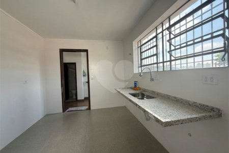 Sobrado à venda com 3 quartos em Horto Florestal, São Paulo, SP