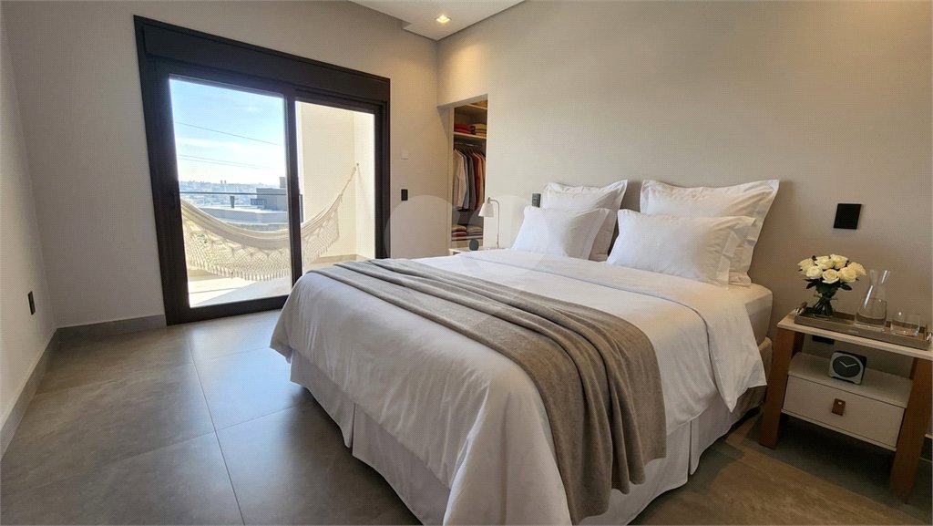 Casa à venda com 3 quartos, sendo 2 suítes, no condomínio Pampulha, Sorocaba - SP