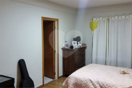 Casa à venda com 4 suítes no condomínio Osato, Atibaia - SP