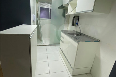 Apartamento à venda com 2 quartos em Vila Zat, São Paulo, SP
