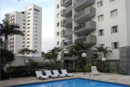 Apartamento à venda com 3 quartos, sendo 1 suíte,  em Vila Andrade, São Paulo, SP