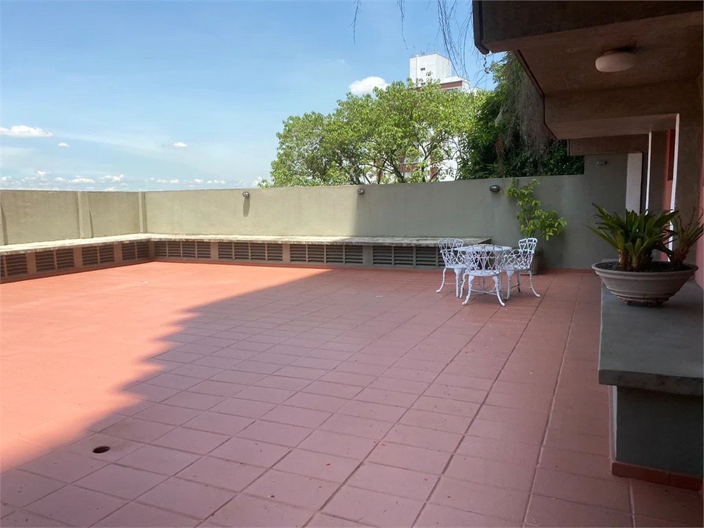 Apartamento à venda com 3 quartos, sendo 1 suíte, em Vila Romana, São Paulo, SP