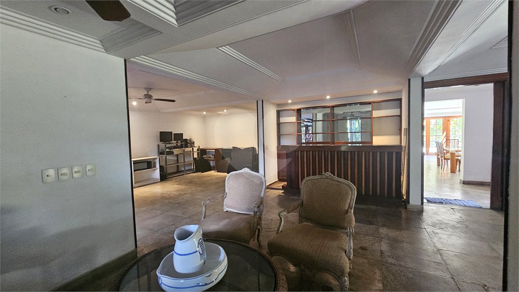 Casa em condomínio à venda com 5 quartos, sendo 3 suítes, em Barra da Tijuca, Rio de Janeiro, RJ