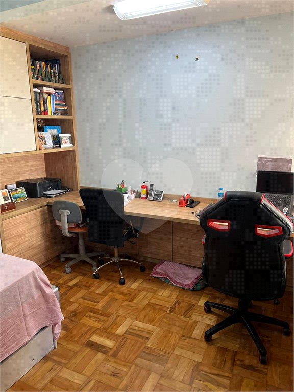 Sobrado à venda com 3 quartos, sendo 1 suíte, em Vila Alexandria, São Paulo, SP