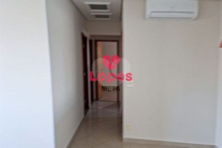 Apartamento à venda com 3 quartos, sendo 1 suíte,  em Parque Residencial Aquarius, São José dos Campos, SP