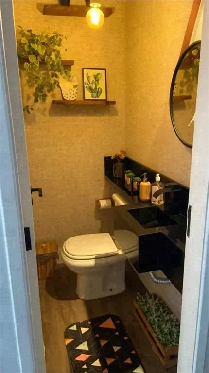 Casa à venda com 3 quartos, sendo 1 suíte, no condomínio Villas de São Francisco I, São Paulo - SP