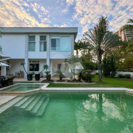 Casa à venda com 5 suítes no condomínio Malibu, Rio de Janeiro - RJ