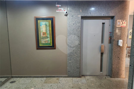 Apartamento à venda com 4 quartos, sendo 2 suítes, no Centro, Araraquara, SP