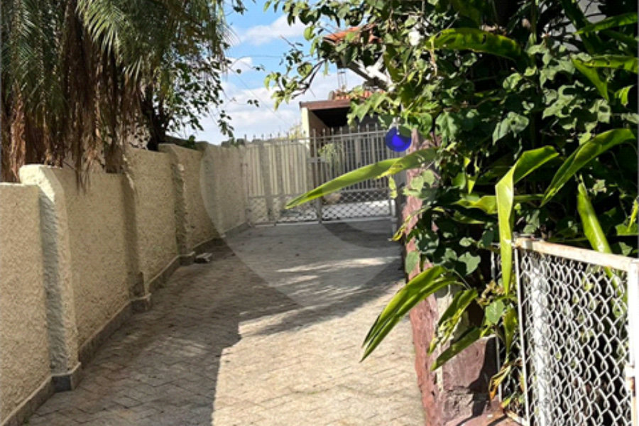 Casa à venda com 4 quartos, sendo 1 suíte, em Jardim São Bento, São Paulo, SP