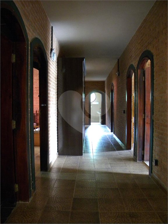 Chácara à venda com 7 quartos, sendo 1 suíte, em Capoavinha, Mairiporã, SP