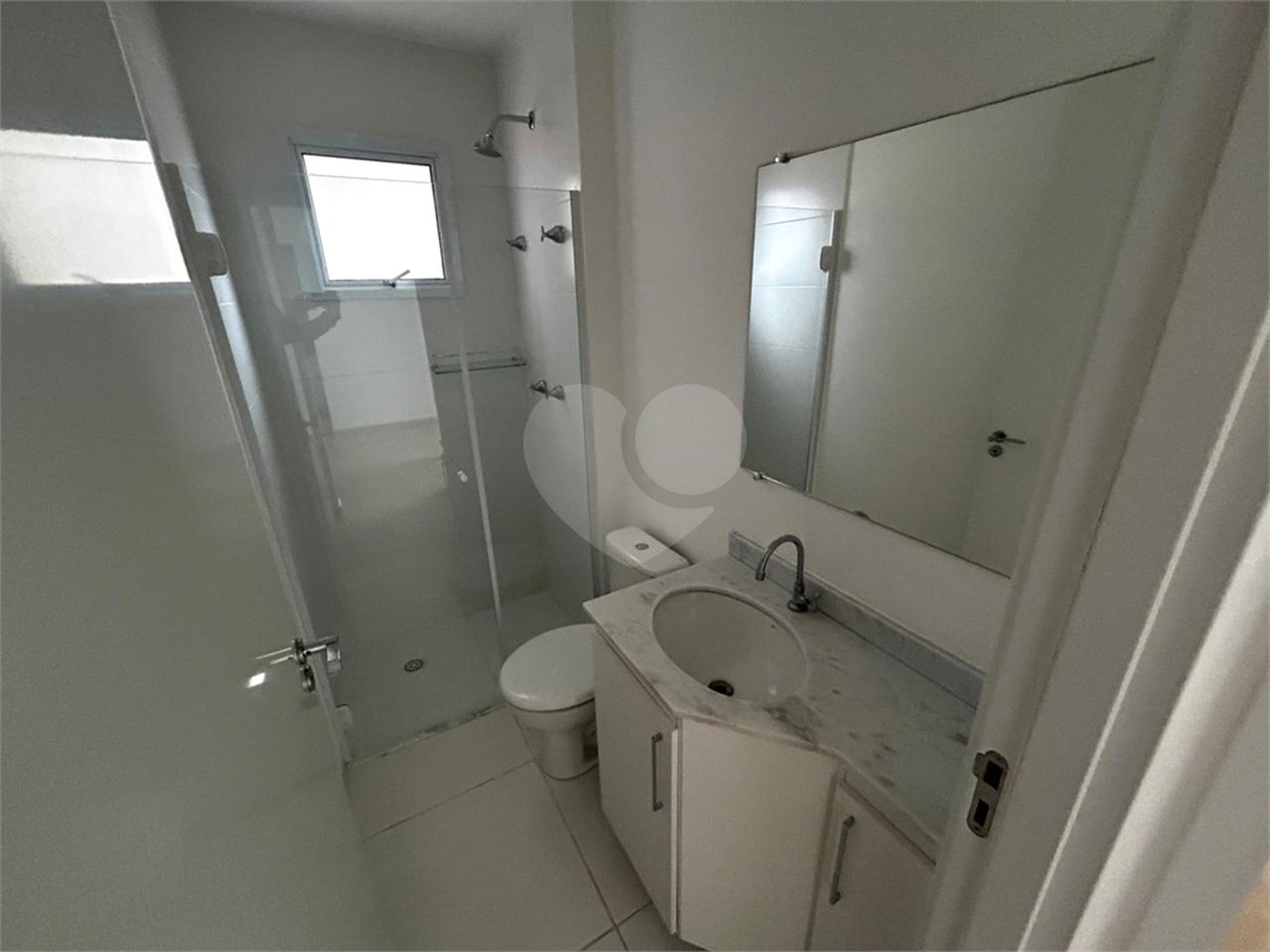 Apartamento à venda com 2 quartos, sendo 1 suíte, em Vila Aparecida, Itapetininga, SP