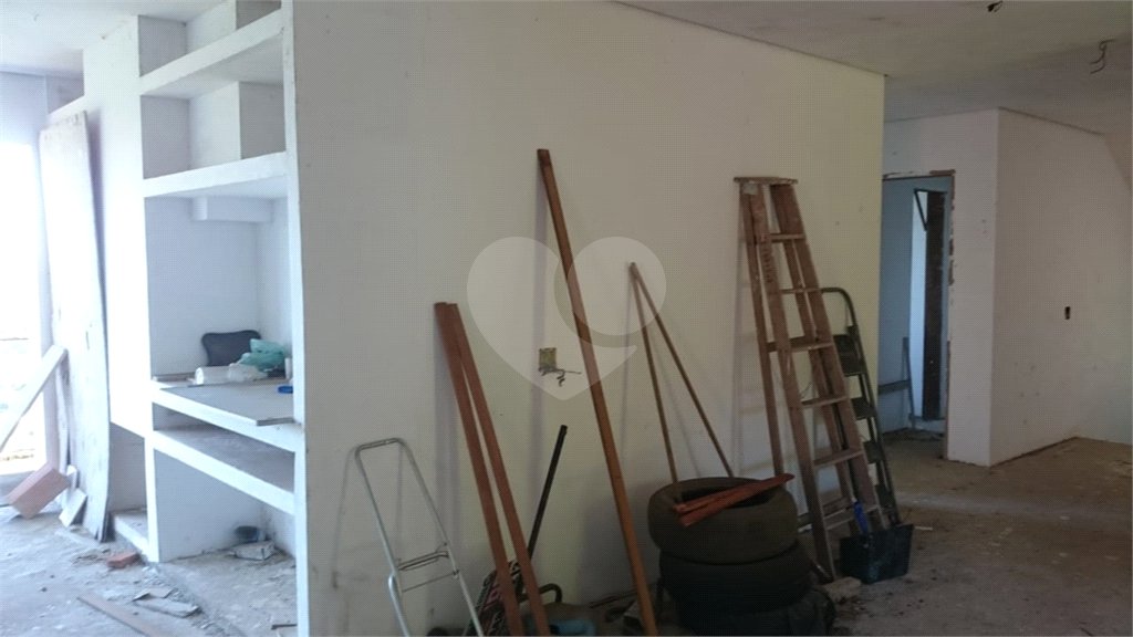 Casa à venda com 5 suítes no condomínio Alpes da Cantareira, Mairiporã - SP
