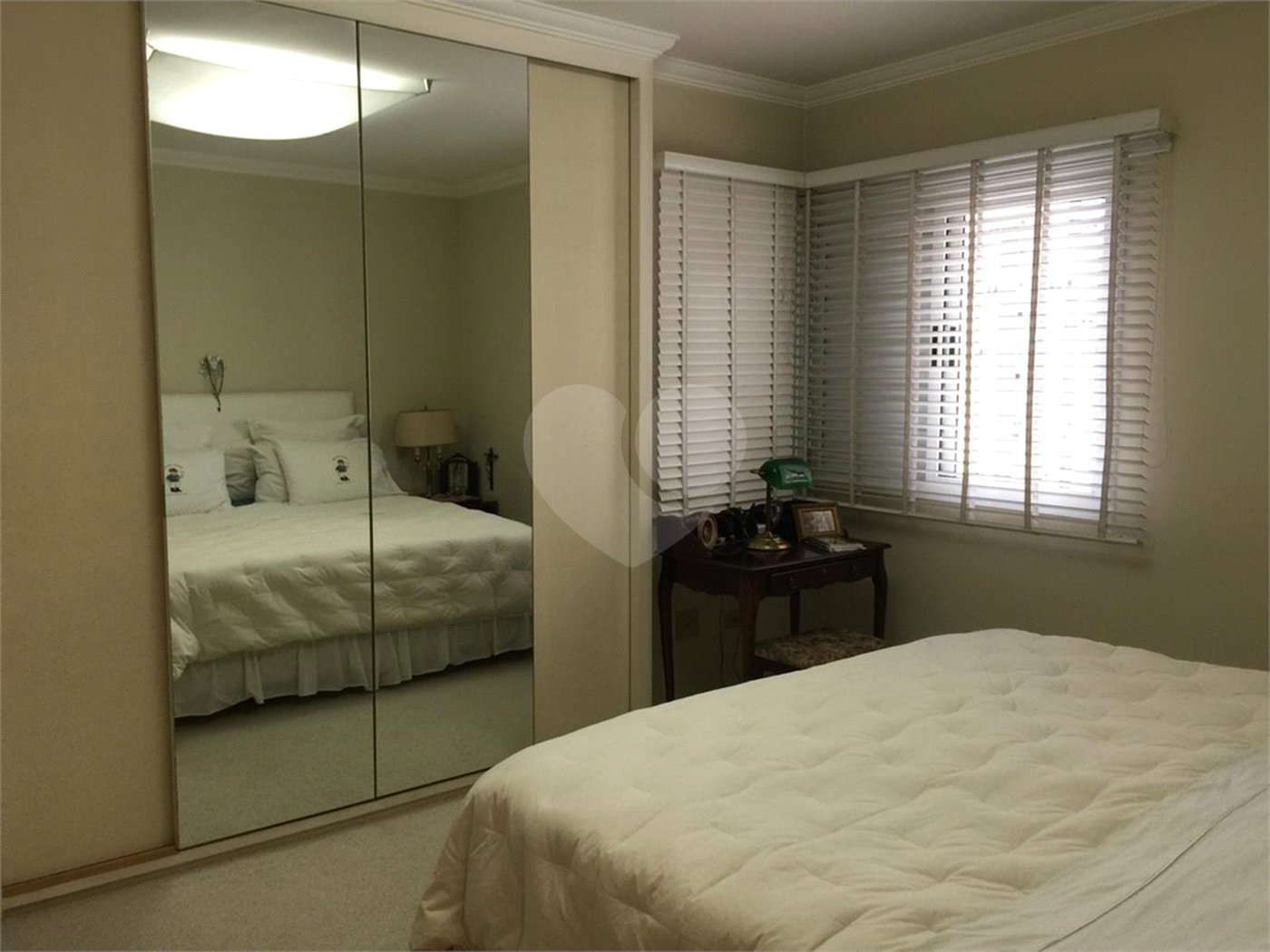 Apartamento à venda com 4 suítes em Vila Suzana, São Paulo, SP