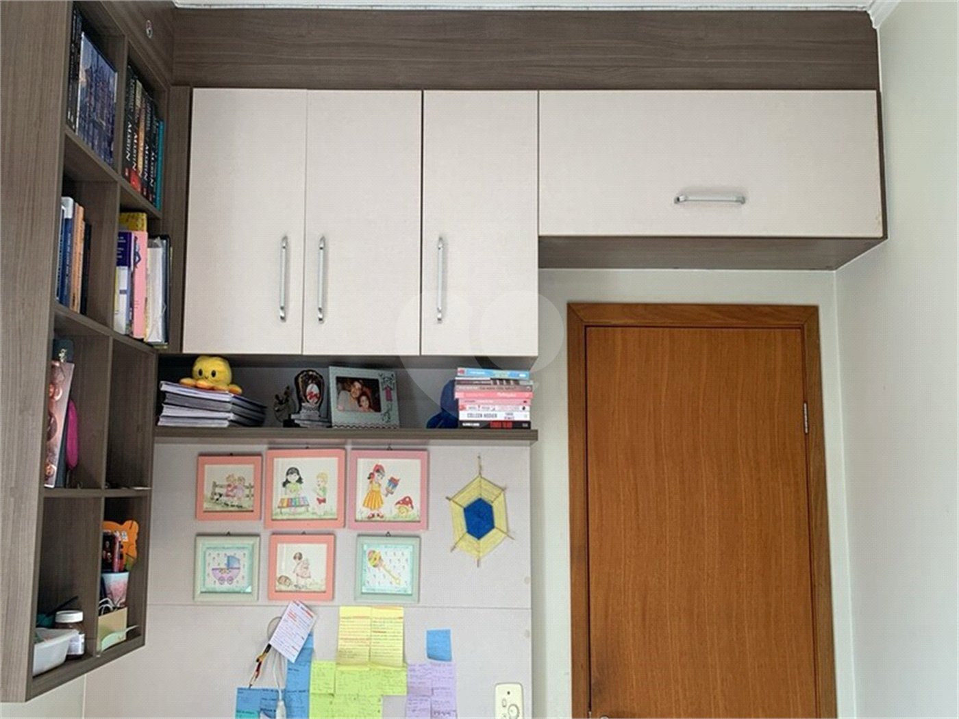 Casa à venda com 3 quartos, sendo 1 suíte, no condomínio Residencial Belle Ville Itaycy, Indaiatuba - SP