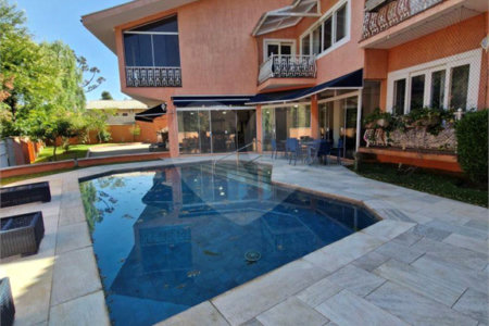 Casa à venda com 4 suítes no condomínio Estância Marambaia, Vinhedo - SP