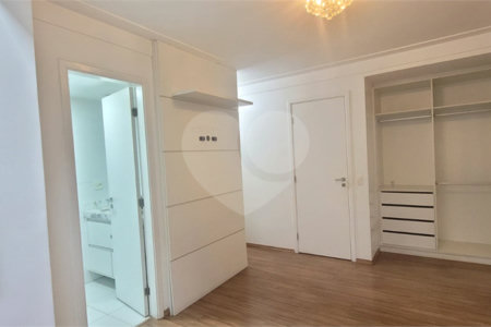 Apartamento à venda com 3 suítes no Centro, Santo André, SP