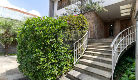 Sobrado à venda com 3 suítes em Vila Carrão, São Paulo, SP