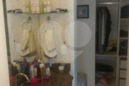 Sobrado à venda com 3 suítes em Santana, São Paulo, SP