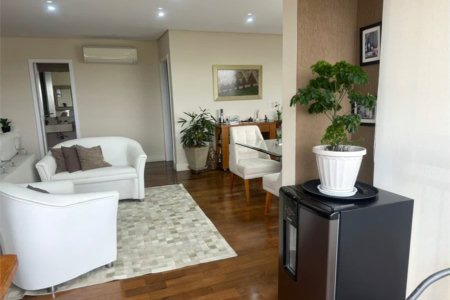 Apartamento à venda com 3 suítes em Vila Suzana, São Paulo, SP