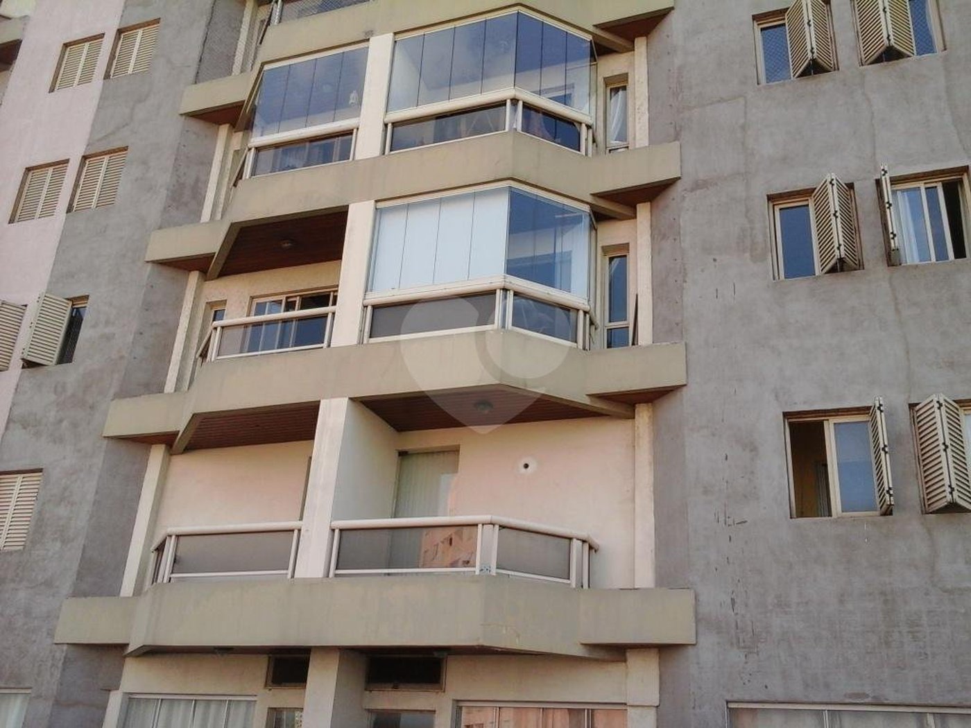 Apartamento à venda com 3 quartos, sendo 1 suíte, em Vila Nova Cachoeirinha, São Paulo, SP