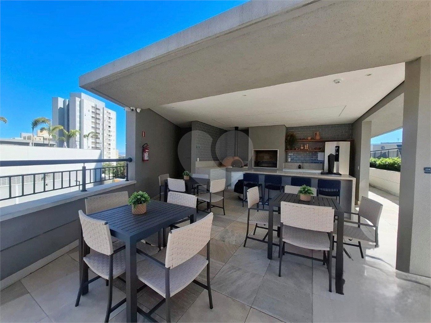 Apartamento à venda com 2 suítes em Parque Campolim, Sorocaba, SP