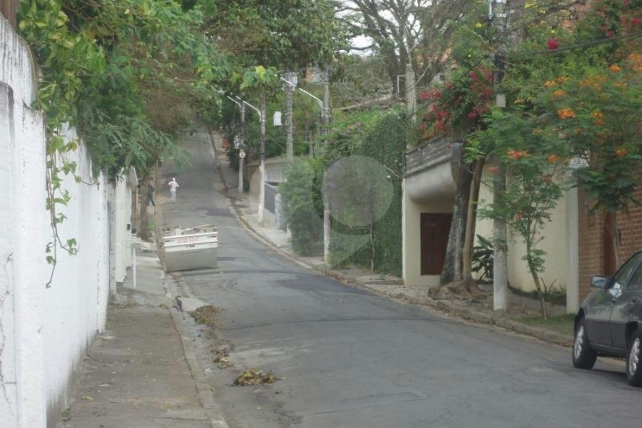 Sobrado à venda com 4 quartos, sendo 3 suítes, em Jardim Floresta, São Paulo, SP