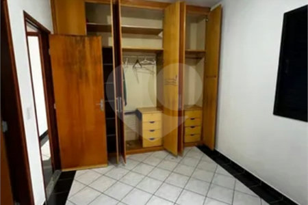 Apartamento à venda com 3 quartos, sendo 1 suíte, em Parque Residencial Aquarius, São José dos Campos, SP